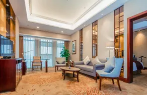 Grand MetroPark Yuantong Hotel - Image 3
