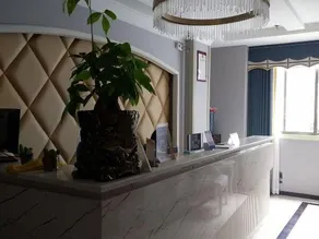 Golden River Business Hotel - Image 2