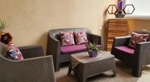 Maximos Petit Hotel - Image 4
