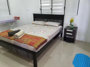 Family Homestay with 3 Bedrooms - Image 2