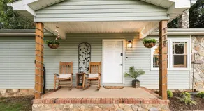 Sidney Springs Cottage - Image 5