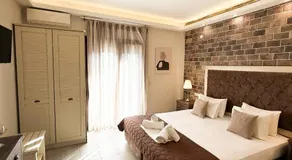 Aroma Villa & Studios - Image 2