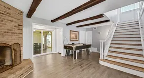 Home for summer with pool, pool table, outdoor kitchen,patio and balcony - Image 5