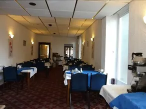 The Villa Hotel - Image 5