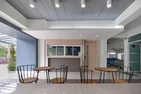 B32 Apartment - Image 3