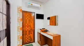 Hotel O Royal Palace - Image 3