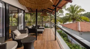 Pont Bleu Suites - boutique hotel -Riverside & Pool - Image 4
