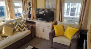 S265 3 bed caravan Golden Palm . Chapel St Leonards - Image 2