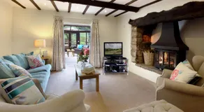 The Manor - Image 2