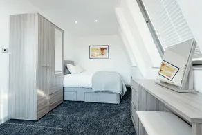 Halifax House, Studio Apartment 213 - Image 4
