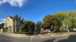 A & B Guest House Cambridge - Image 4