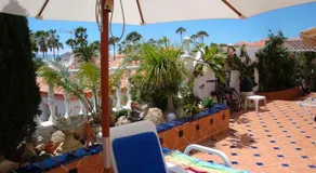 Luxurious Villa with private Pool - Image 2