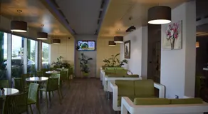 Bluepoint Hotel - Image 2