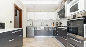 Comfortable villa with garden in “Urla İskele” - Image 3