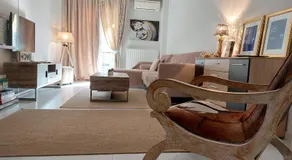 Antigonidon Square Luxury Apartment - Image 2