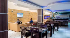 Airport Landing Hotel - Image 2