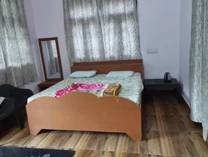 Rudradhari Homestay, Kausani - Image 2