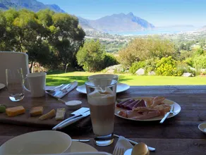 Pure Guest House - Image 5