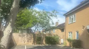 Ernest court - Image 4