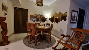 Unique, NEW & UPSCALE  waterfront property - Image 4
