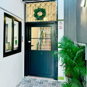 CafeInn Private&Comfortable fully furnished - Image 4
