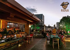 The Hump Hostel - Image 2
