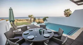 Leana Front Line Villa - Image 4