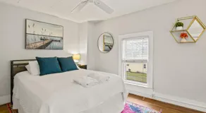 Walk to Parks, Dining & Lake! Game Room! Hot Tub! - Image 2