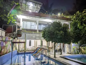 Sarasutha hotel and pool - Image 5