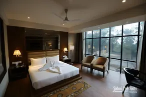 Hotel The Shaurya - Image 2