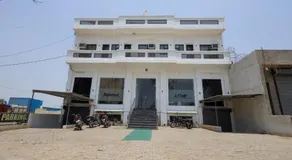 Hotel Sapphire - Image 3