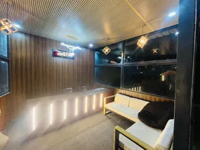 JustSTAY Paradise - Image 4