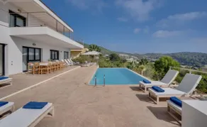 Villa Giga. Luxurious with a fantastic sea view - Image 5