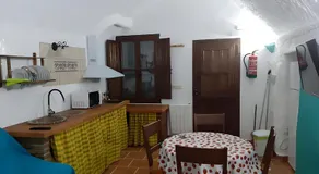 El Melocotonero - Image 5