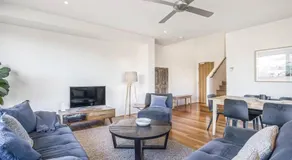Lot 7 - Byron Beach Apartment with Pool - Image 2