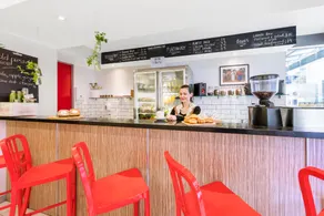 Urban Rest Melbourne formerly Nolo Apts Lonsdale St - Image 2
