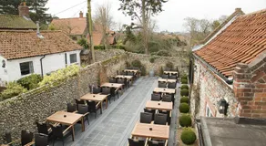 The White Horse Blakeney - Image 3