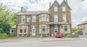 Enjoy relaxing family breaks in this central Ambleside apartment with parking - Image 5