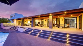 Luxury Micro-Resort, Theater, Sauna, Heated Pool - Image 5