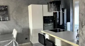 Manhattan House - Image 5