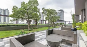 Luxury Condo Skywalk BTS Thonglor Pool Gym and Netflix - Image 2