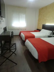 Hotel Restaurante Sostenible La Laguna - Image 4