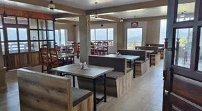 Lamahatta Clouds Hotel & Restaurant - Image 3