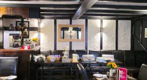 The Queens Inn - Image 5