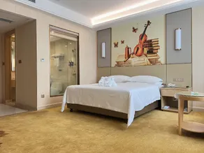 Vienna Hotel Guangdong Huidong Herung Pedestrian Street - Image 2