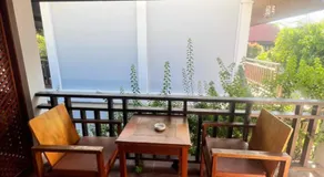 Queens House - Image 4