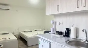 TIKI Apartments - Image 3