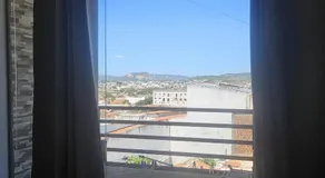 Quarto para dois com ar-condicionado em apartamento compartilhado - Image 3