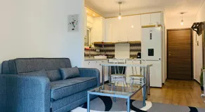 Alex Comfort Room - Image 2