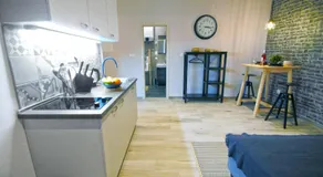 Frank-Kiss Apartments - Image 3